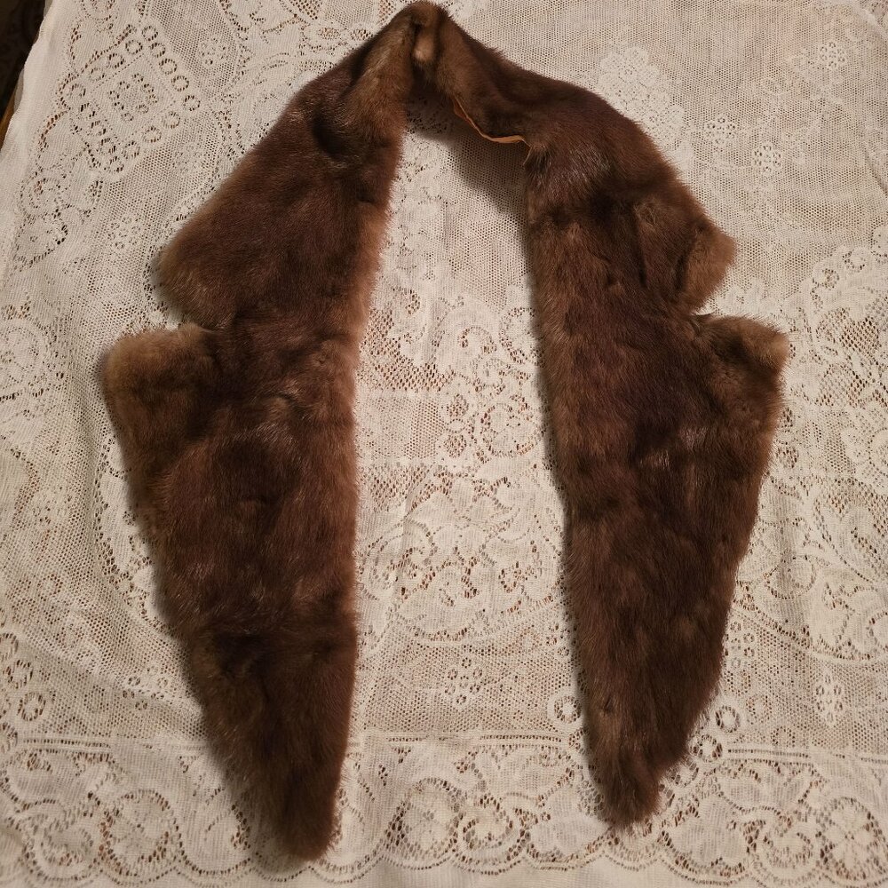 Notched Fur Collar